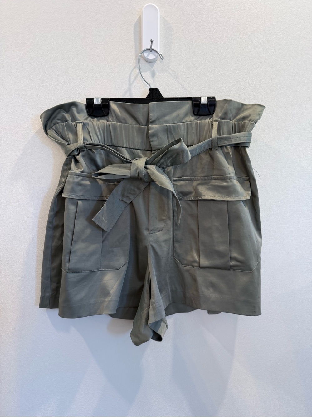 Zara High-Waist Paperbag Cargo Shorts Green Tailored Closet Staple size Large - Picture 5 of 11